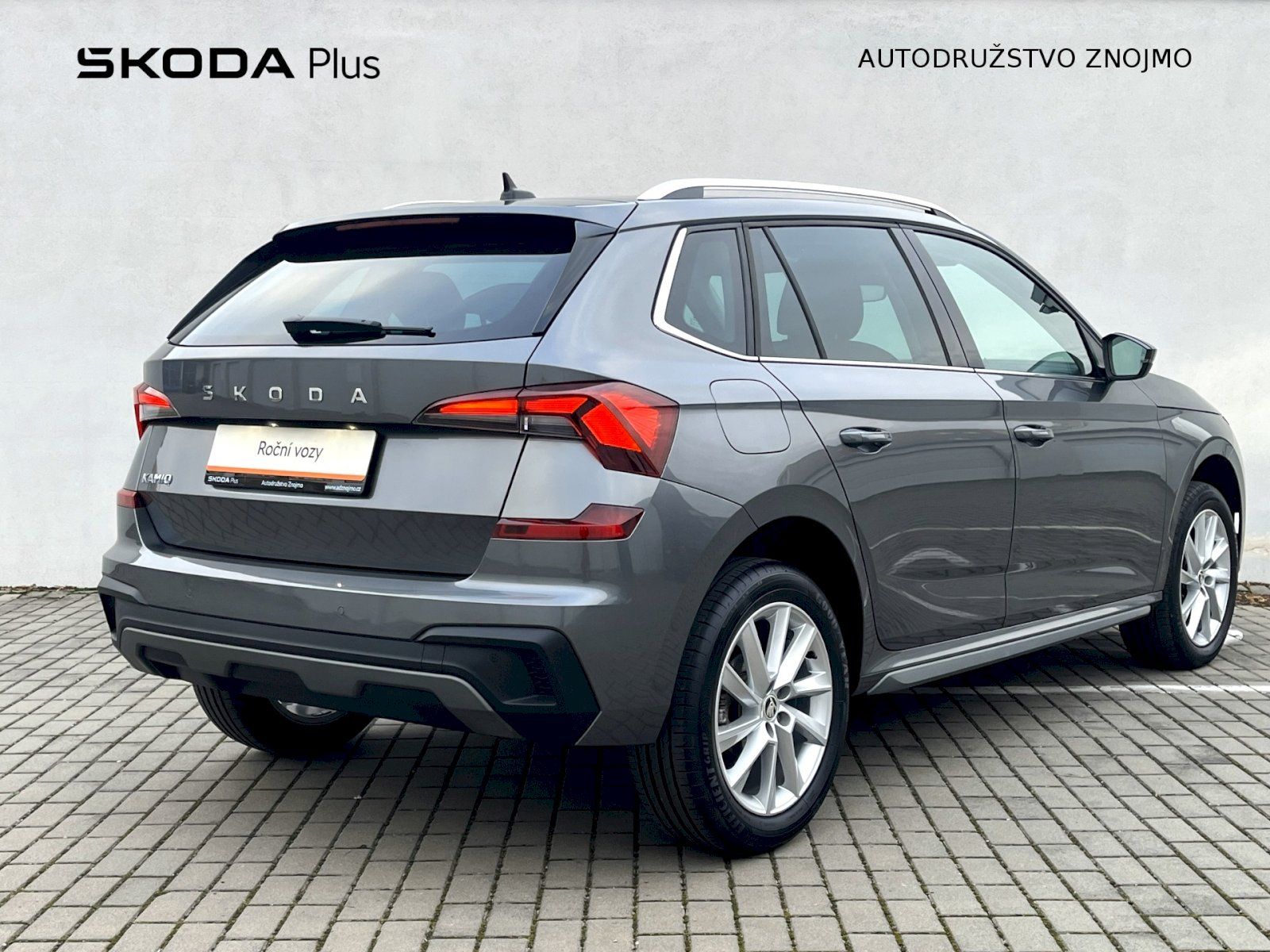 Škoda Kamiq, 1,0TSI 85KW DSG TOP SELECTION - fotka 2