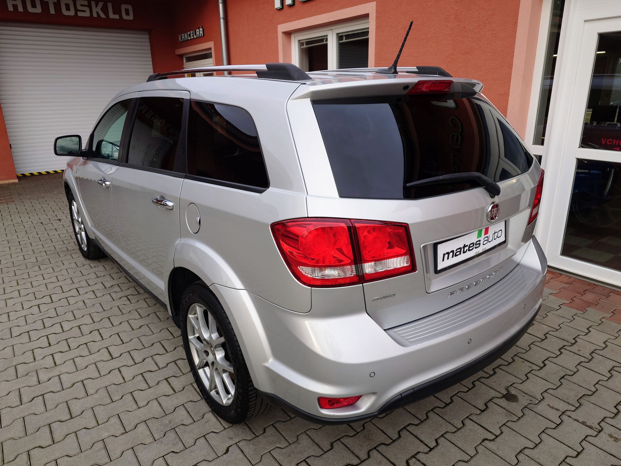 Fiat Freemont, 2.0 Multijet Lounge 125kW - fotka 3