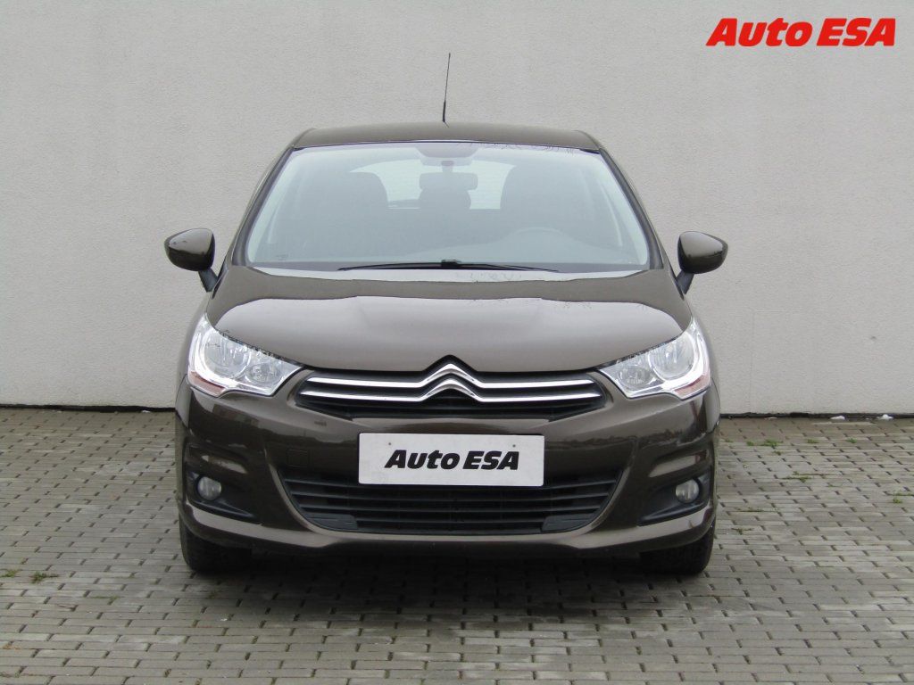 Citroën C4, 1.4i,ČR - fotka 2