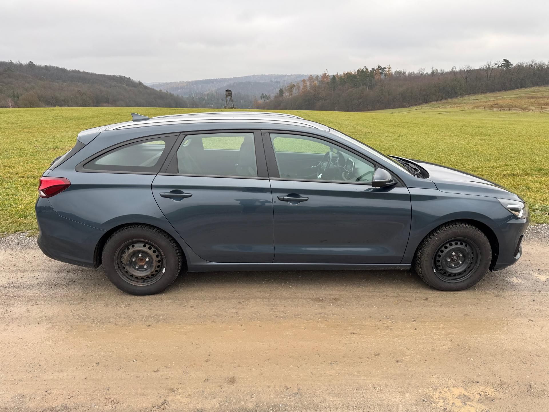 Hyundai i30, 1.6CRDi NOVÝ MODEL ZÁRUKA ČR - fotka 6