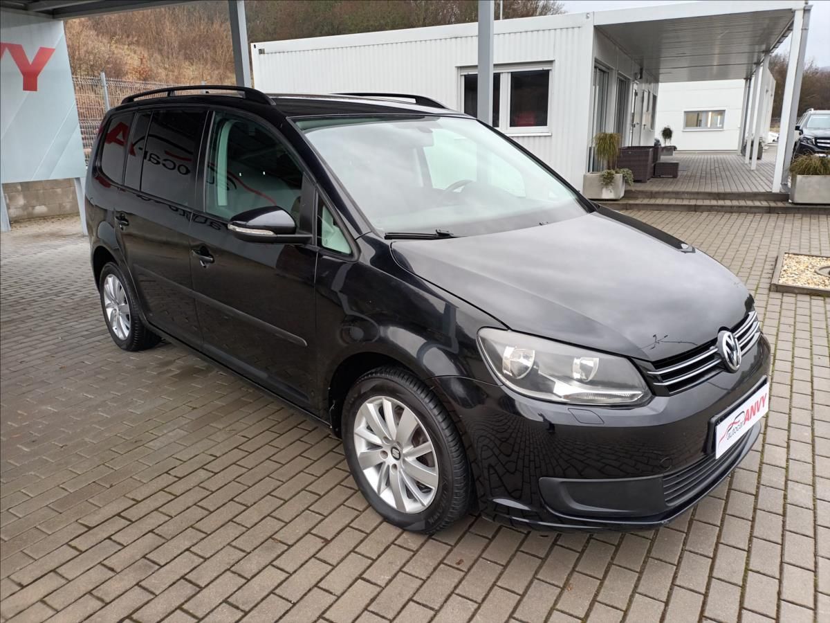Volkswagen Touran, 1,4 TSI,SERVIS,TAŽNÉ,VÝHŘEV - fotka 3