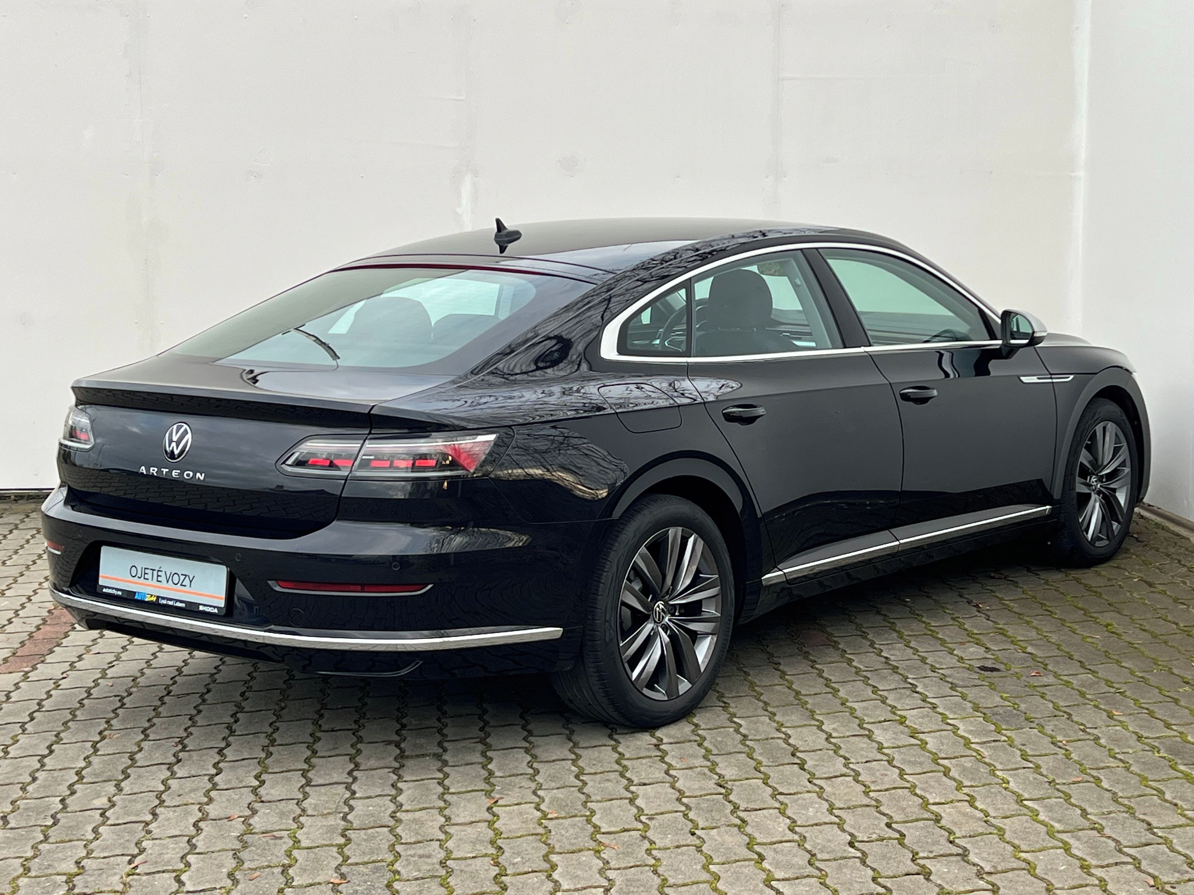 Volkswagen Arteon, 1,5 TSI / 110 kW Elegance - fotka 5