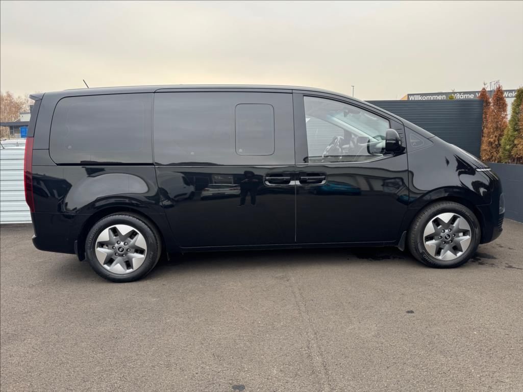 Hyundai Staria, 2,2 4x4, 9 Sedadel, kůže - fotka 5