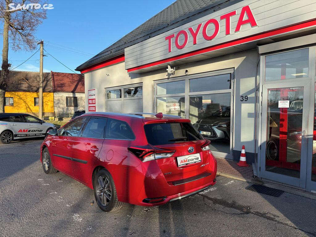 Toyota Auris, fotka 6