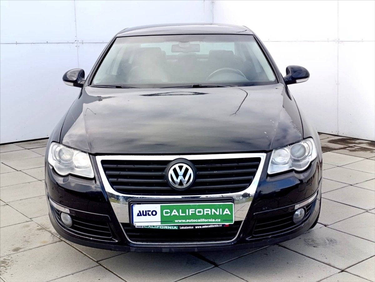 Volkswagen Passat, 2,0 TDi Bi-xenon,Kůže,Tempomat - fotka 3