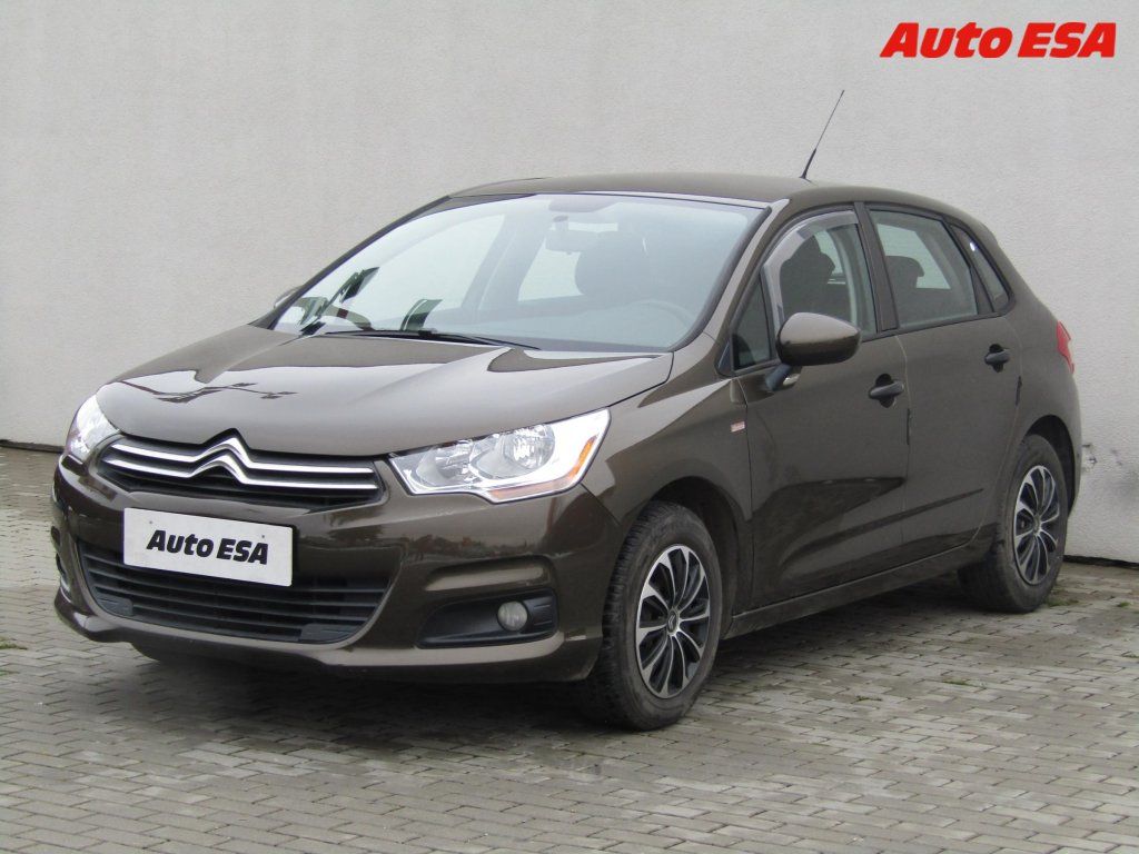 Citroën C4, 1.4i,ČR - fotka 3