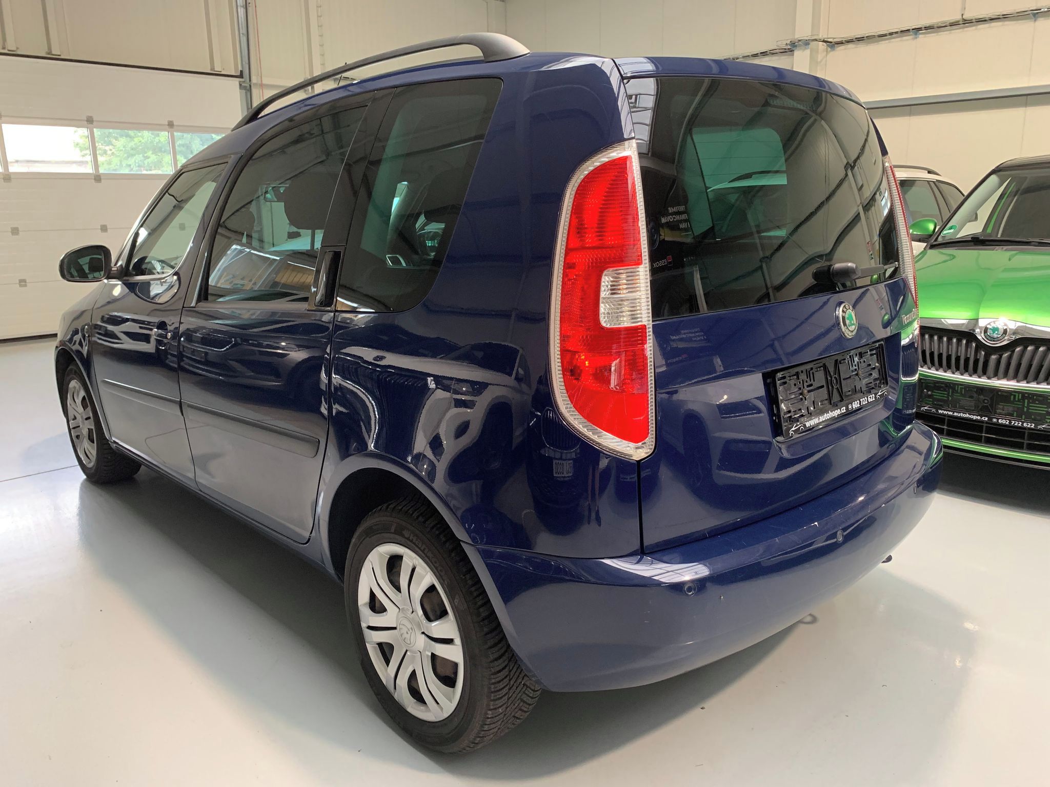 Škoda Roomster, 1.2 HTP Style - fotka 4