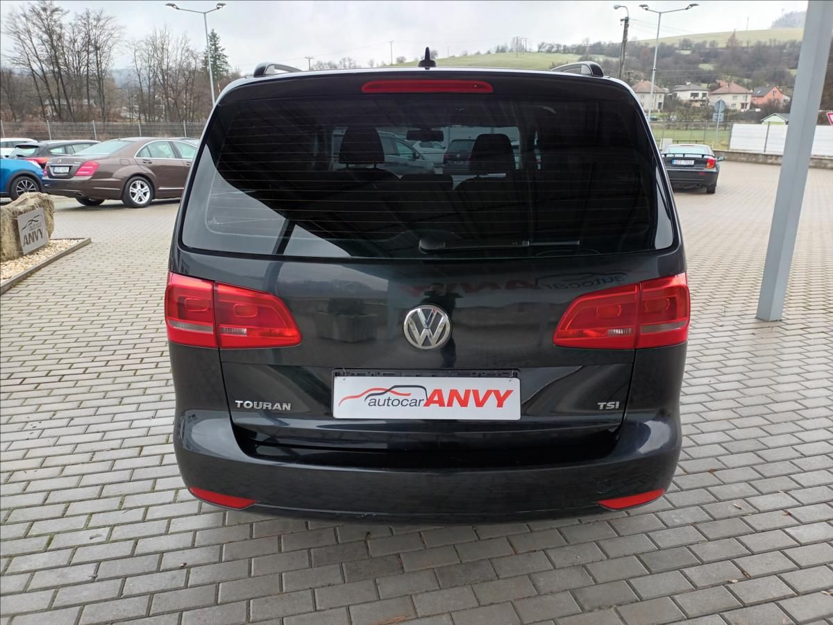 Volkswagen Touran, 1,4 TSI,SERVIS,TAŽNÉ,VÝHŘEV - fotka 6