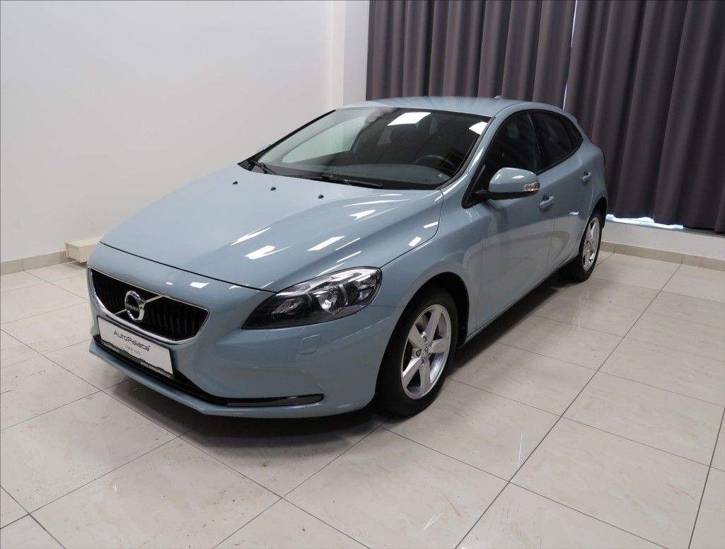 Volvo V40, 2,0 D AUT NEZ. TOPENÍ