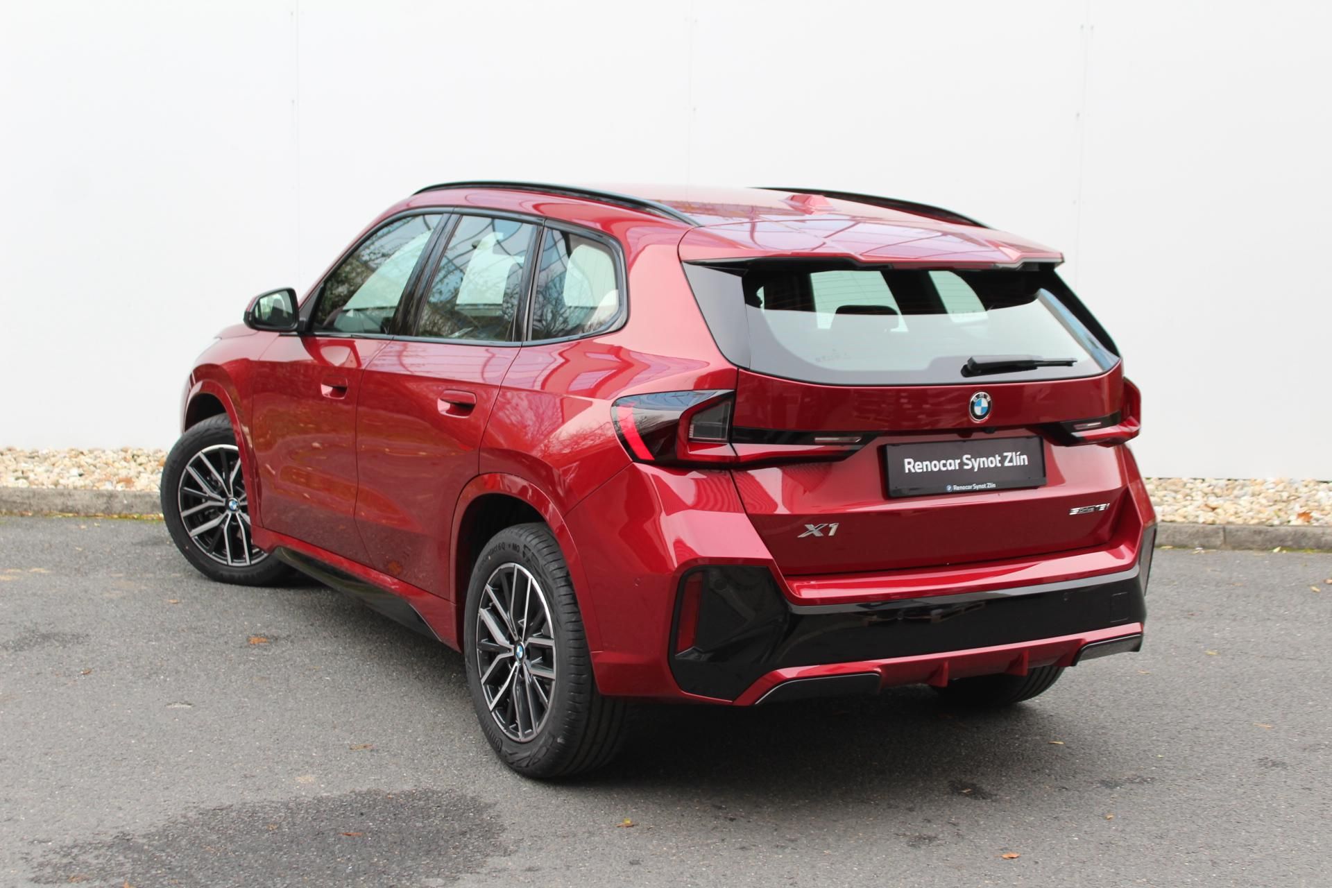 BMW X1, sDrive 18i - fotka 6