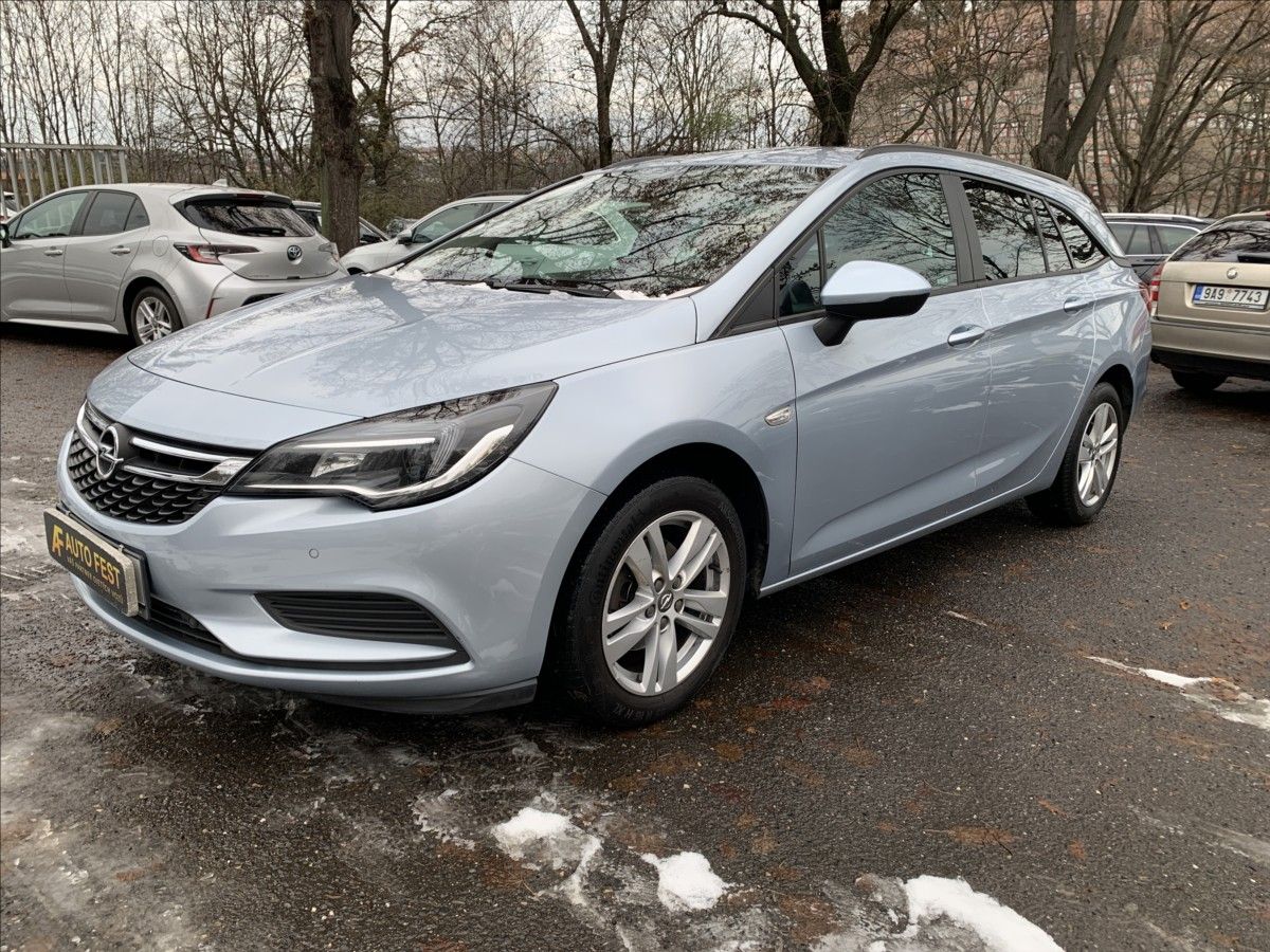 Opel Astra, 1,6 CDTI,ČR,1.MAJ,SERVISKA