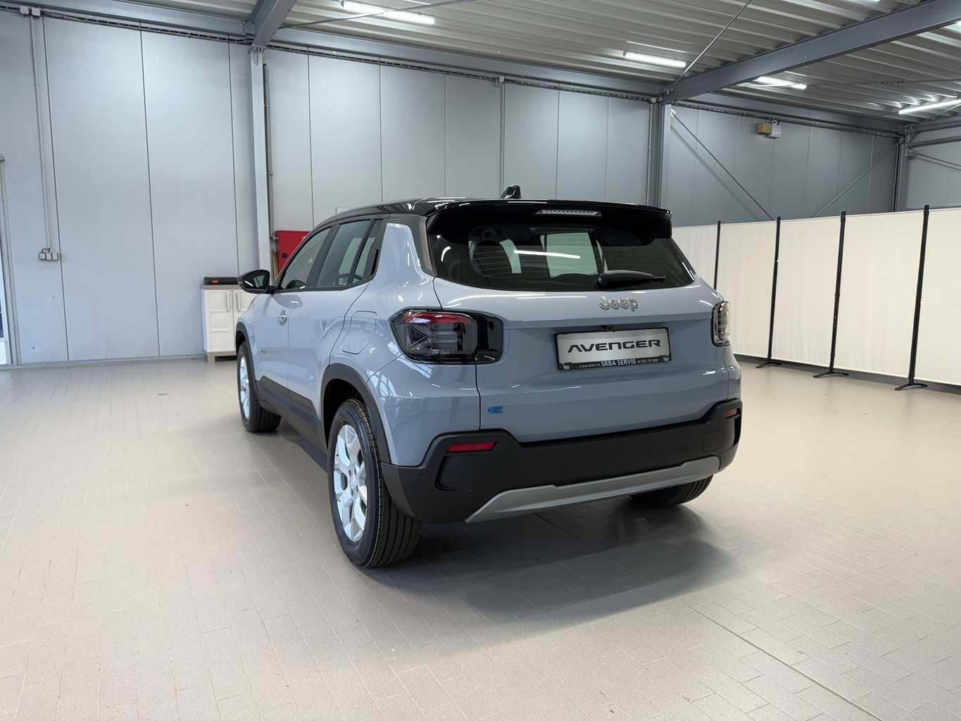 Jeep Avenger, Electric - Altitude 54kWh 156k - fotka 3
