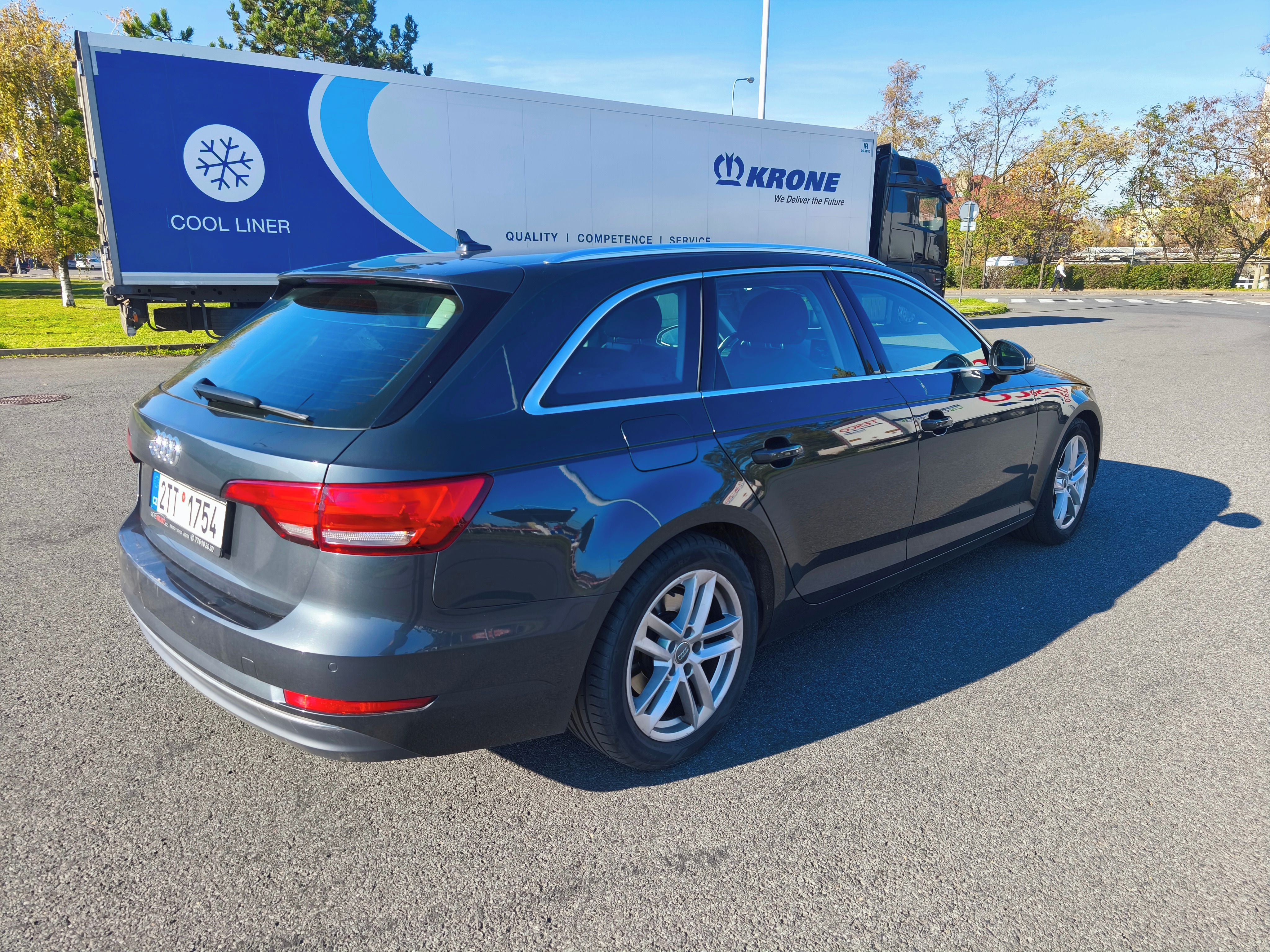 Audi A4 Avant, facelift B9 2.0 TDi 110 kW - fotka 2
