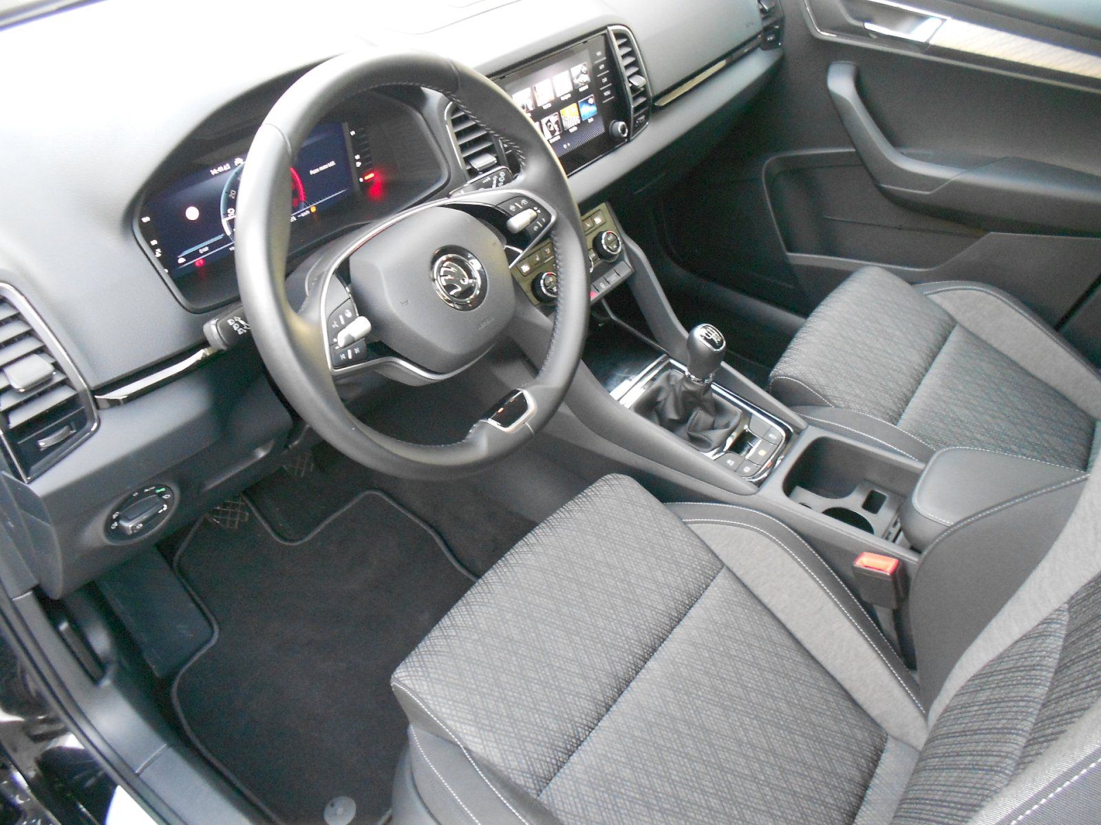 Škoda Karoq, 1.5 TSI - 110 kW, Top Selectio - fotka 5