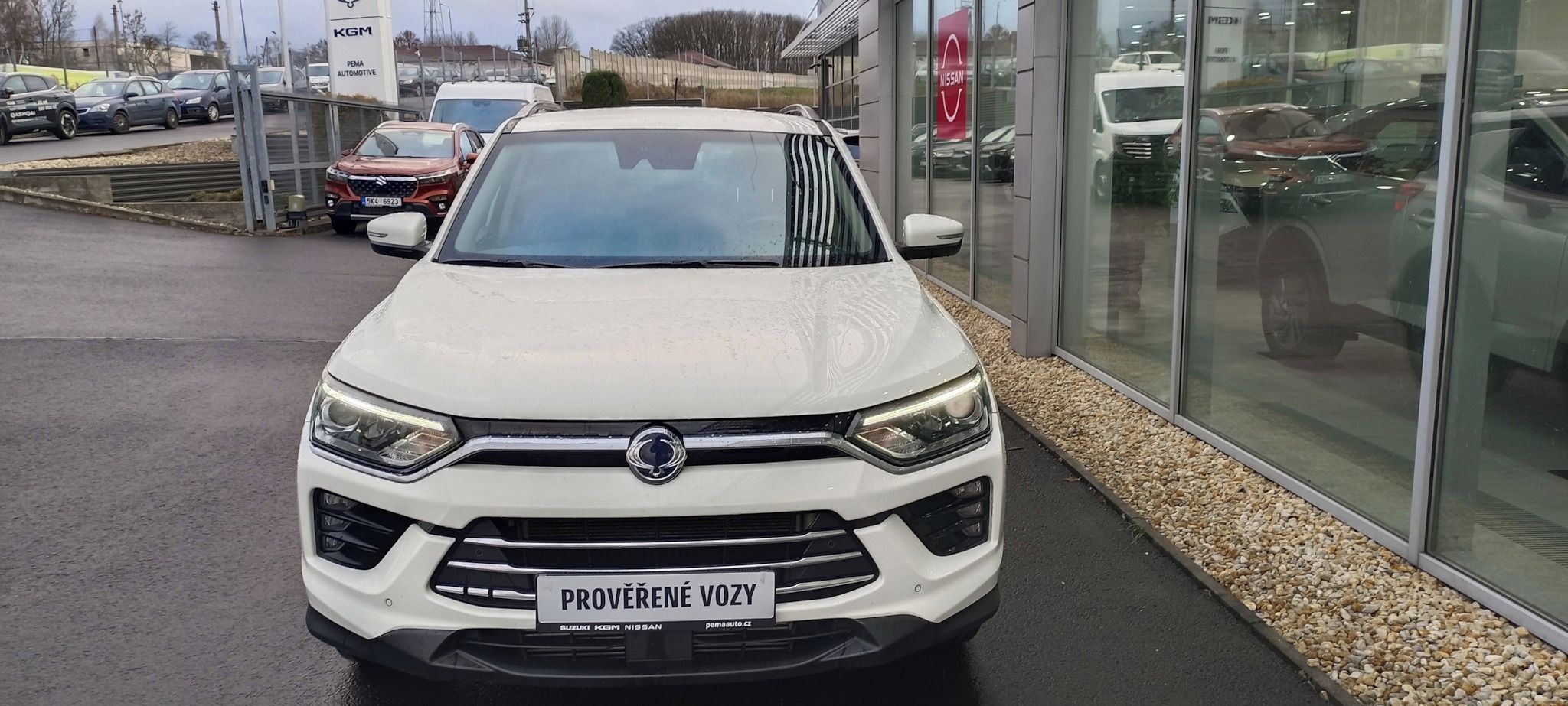 SsangYong Korando, 1,5T STYLE+ AT, ČR,1.MAJ - fotka 2