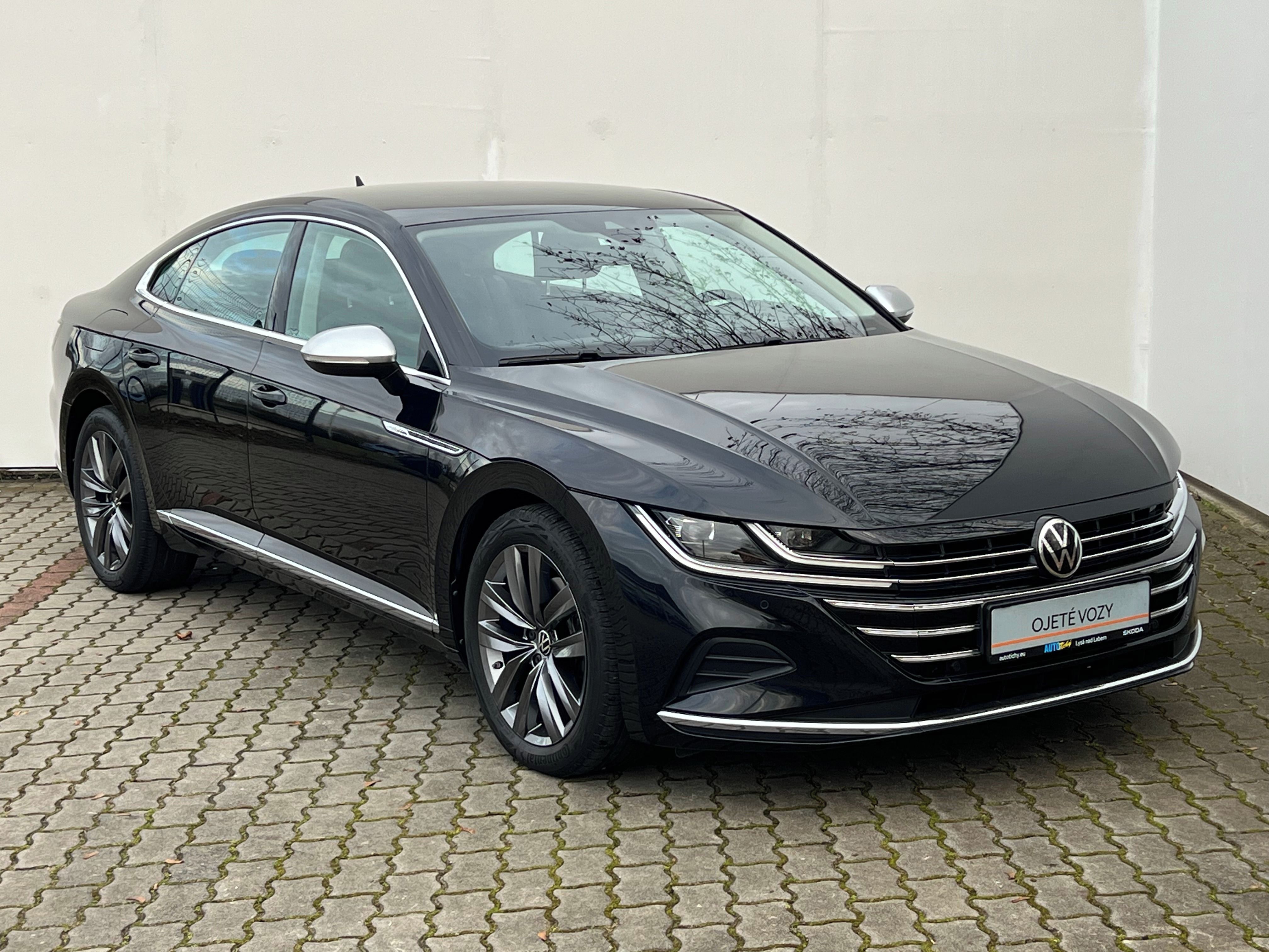 Volkswagen Arteon, 1,5 TSI / 110 kW Elegance - fotka 3
