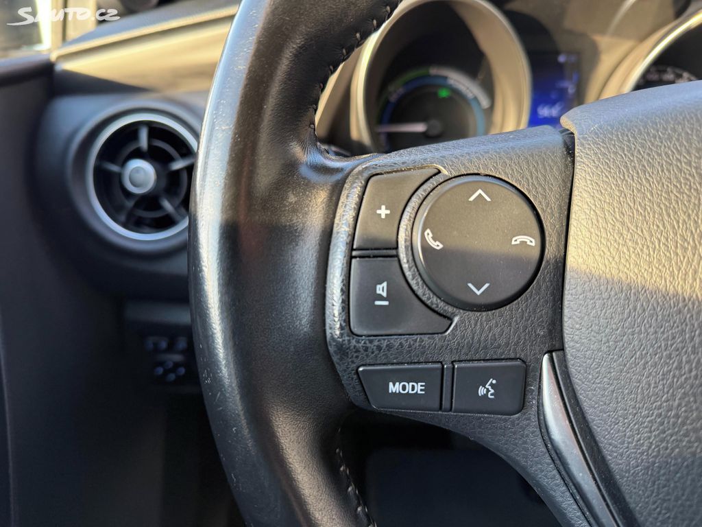 Toyota Auris, fotka 18