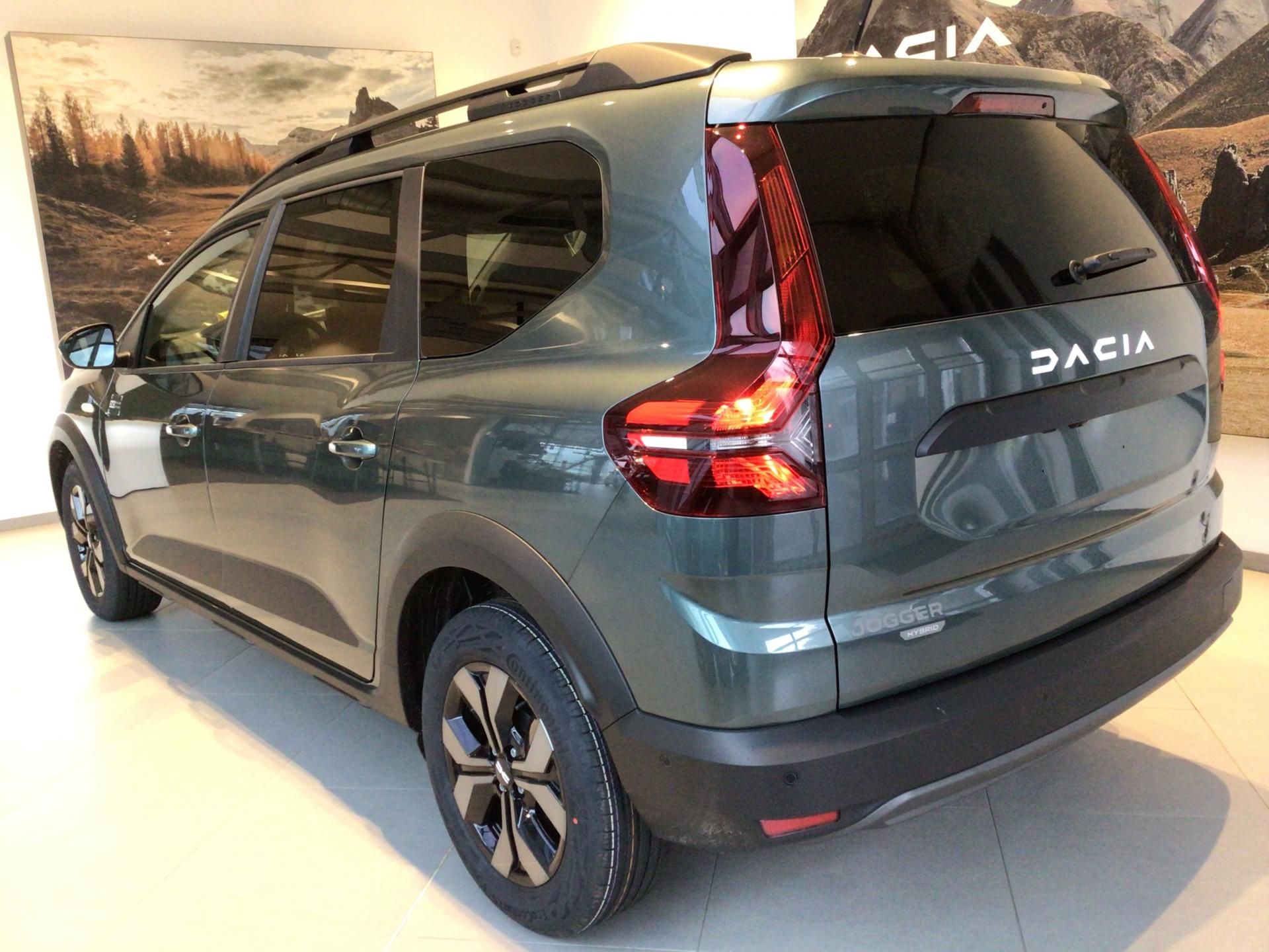 Dacia Jogger, AUTOMAT 140PS 7MÍST SKLADEM - fotka 5