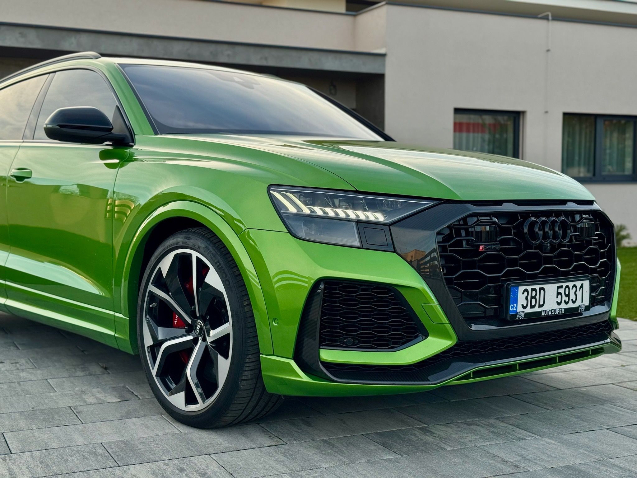 Audi RS Q8, 4.0TFSI Quattro (441 kW/600k) - fotka 3