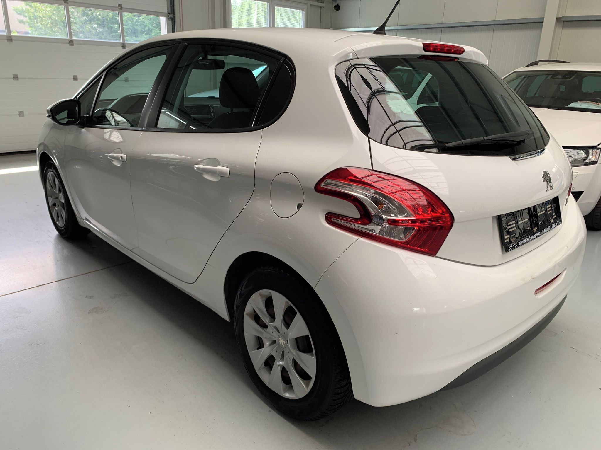 Peugeot 208, 1,0 VTi - fotka 4