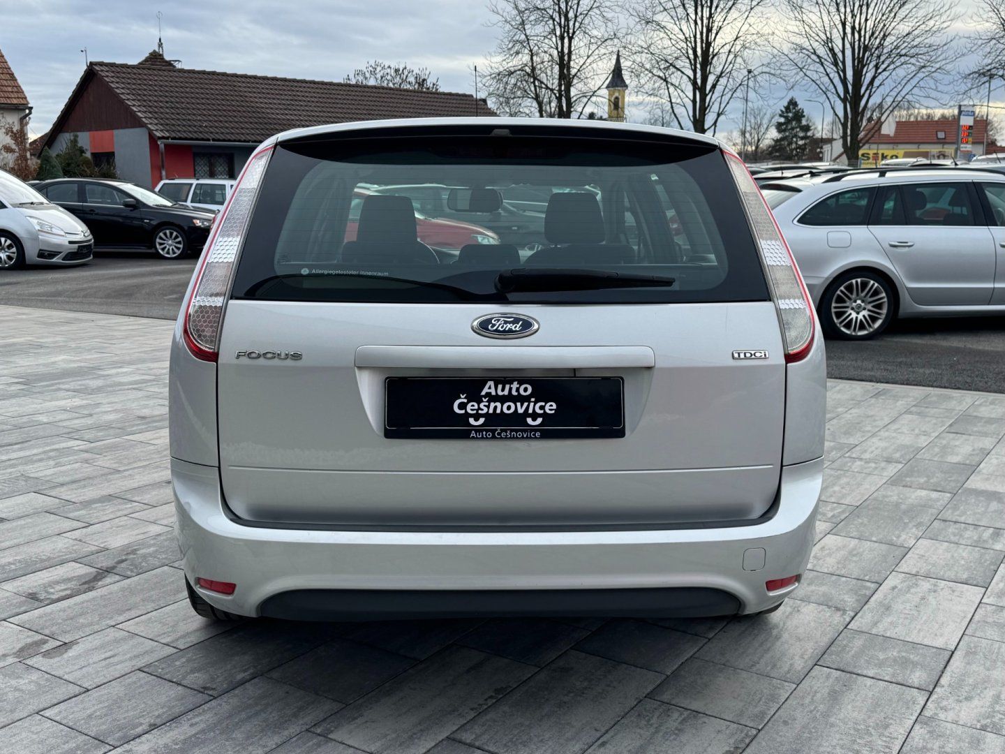 Ford Focus, Trend 1.6 TDCi 80kW - fotka 6