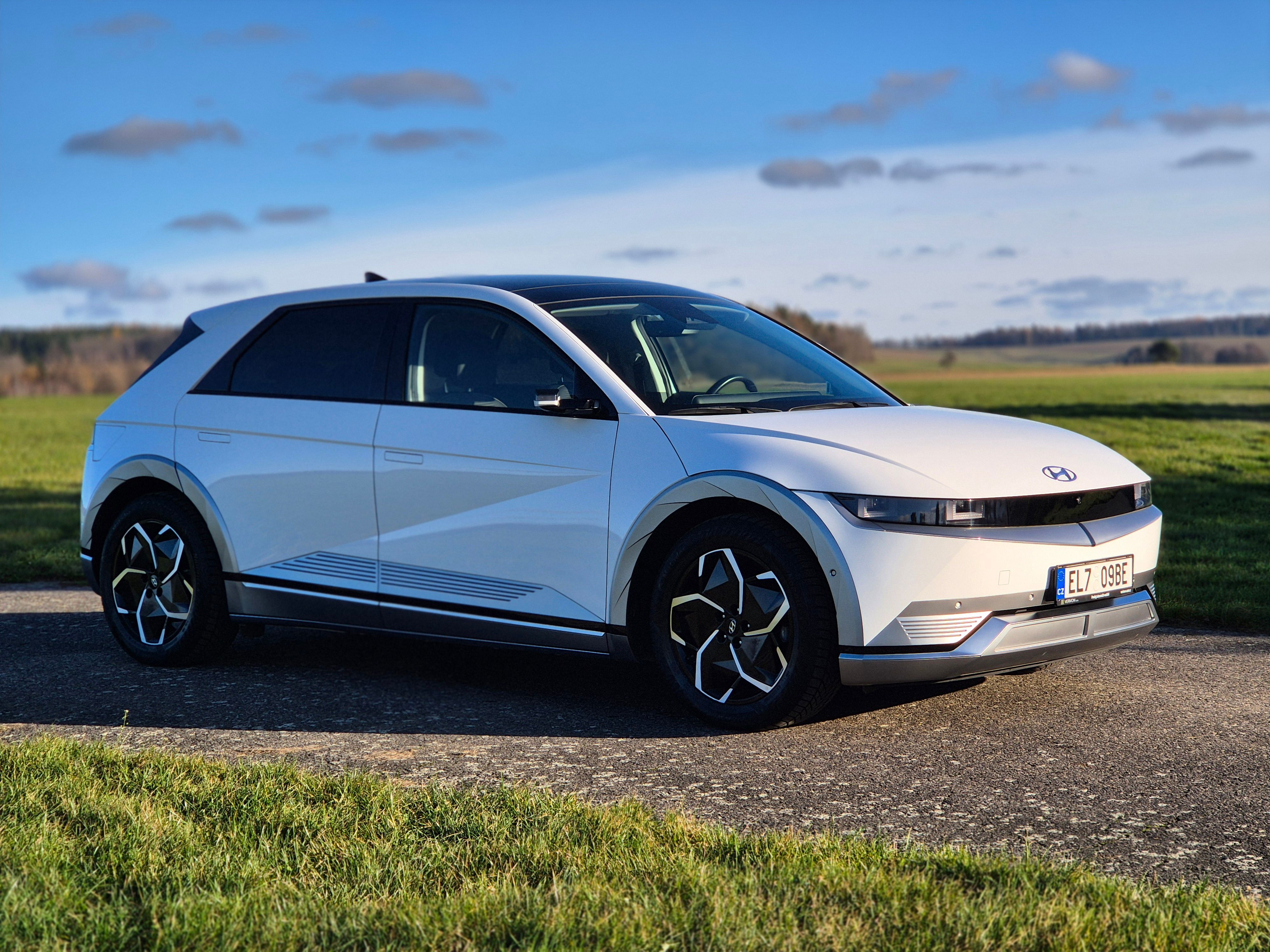 Hyundai Ioniq 5, Style Premium SOH 100% DPH - fotka 3