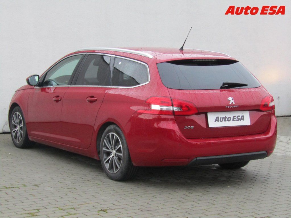 Peugeot 308, 1.2 PT,ČR,Allure,LED - fotka 6