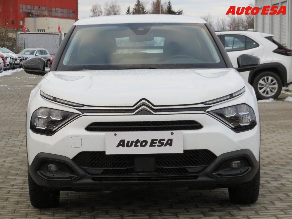 Citroën C4, 1.2 PT,1.maj,ČR,LED,navi - fotka 2