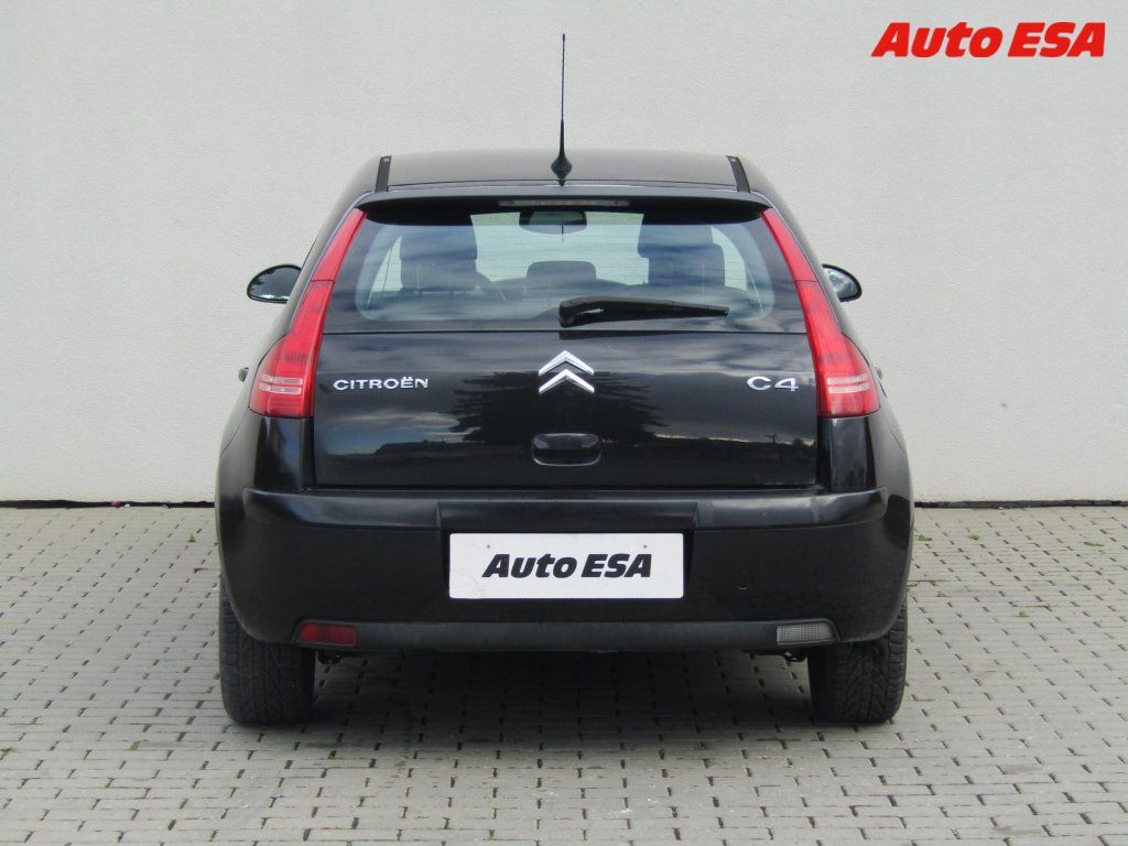 Citroën C4, 1.6 HDi,autoAC - fotka 5