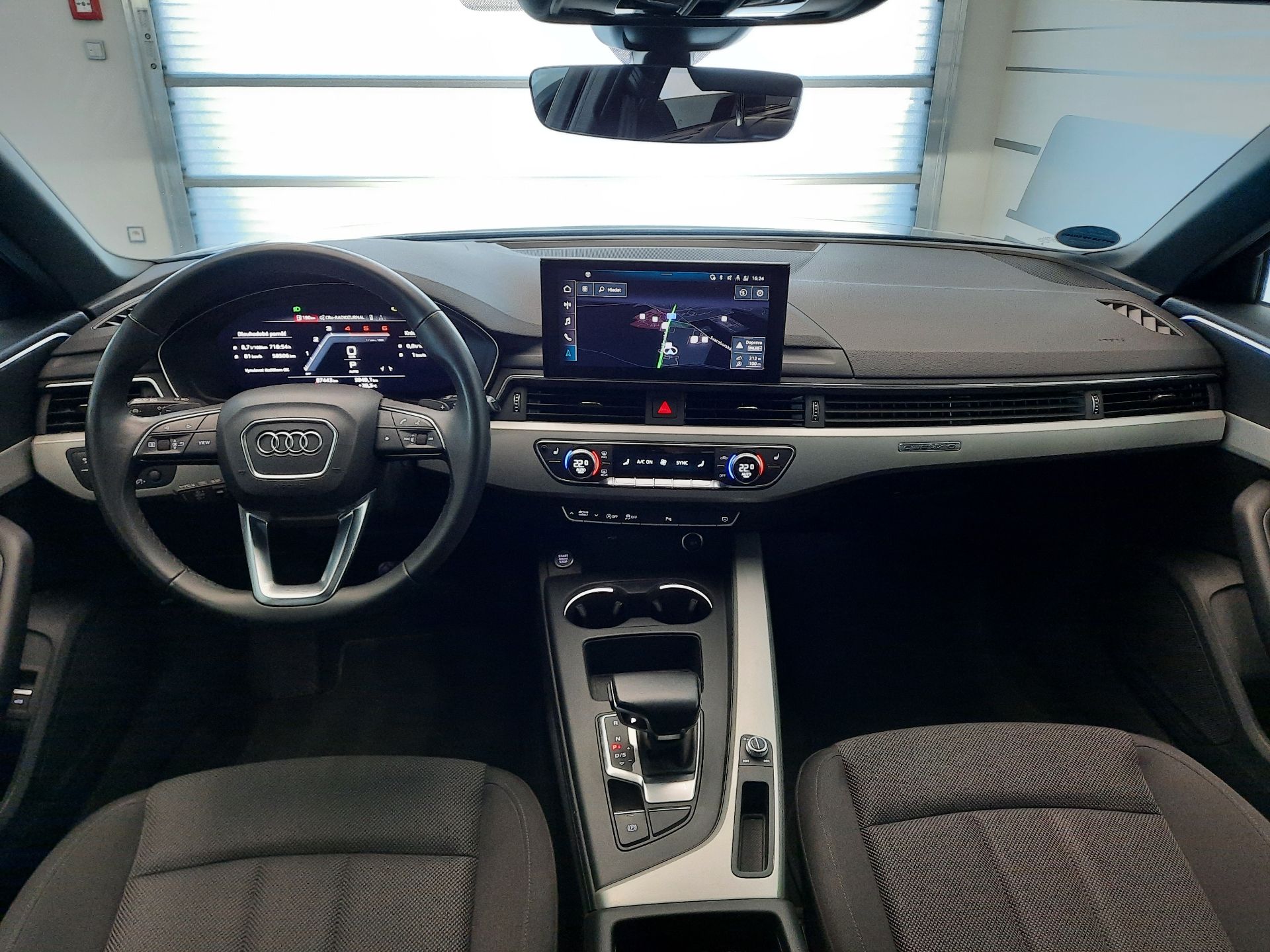 Audi A4 Avant, 50 TDI quattro (210kW/286k), T - fotka 5