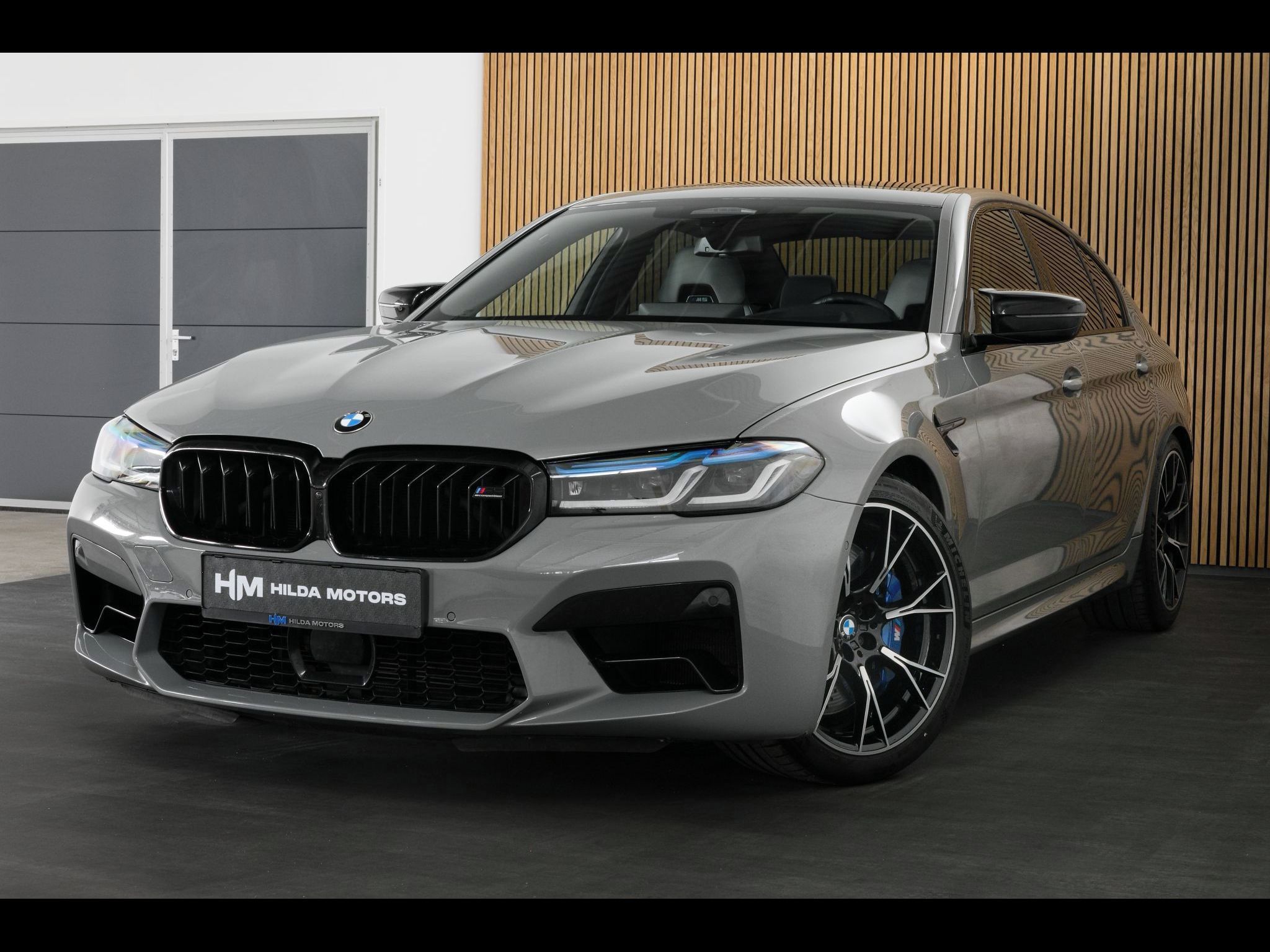 BMW M5, Competition 460kW Soft B&W HUD - fotka 3