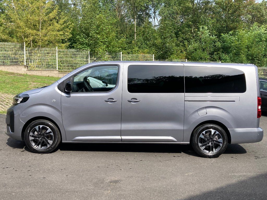 Opel Zafira, L2 - Elegance 2.0 CDTi AT8 - fotka 2