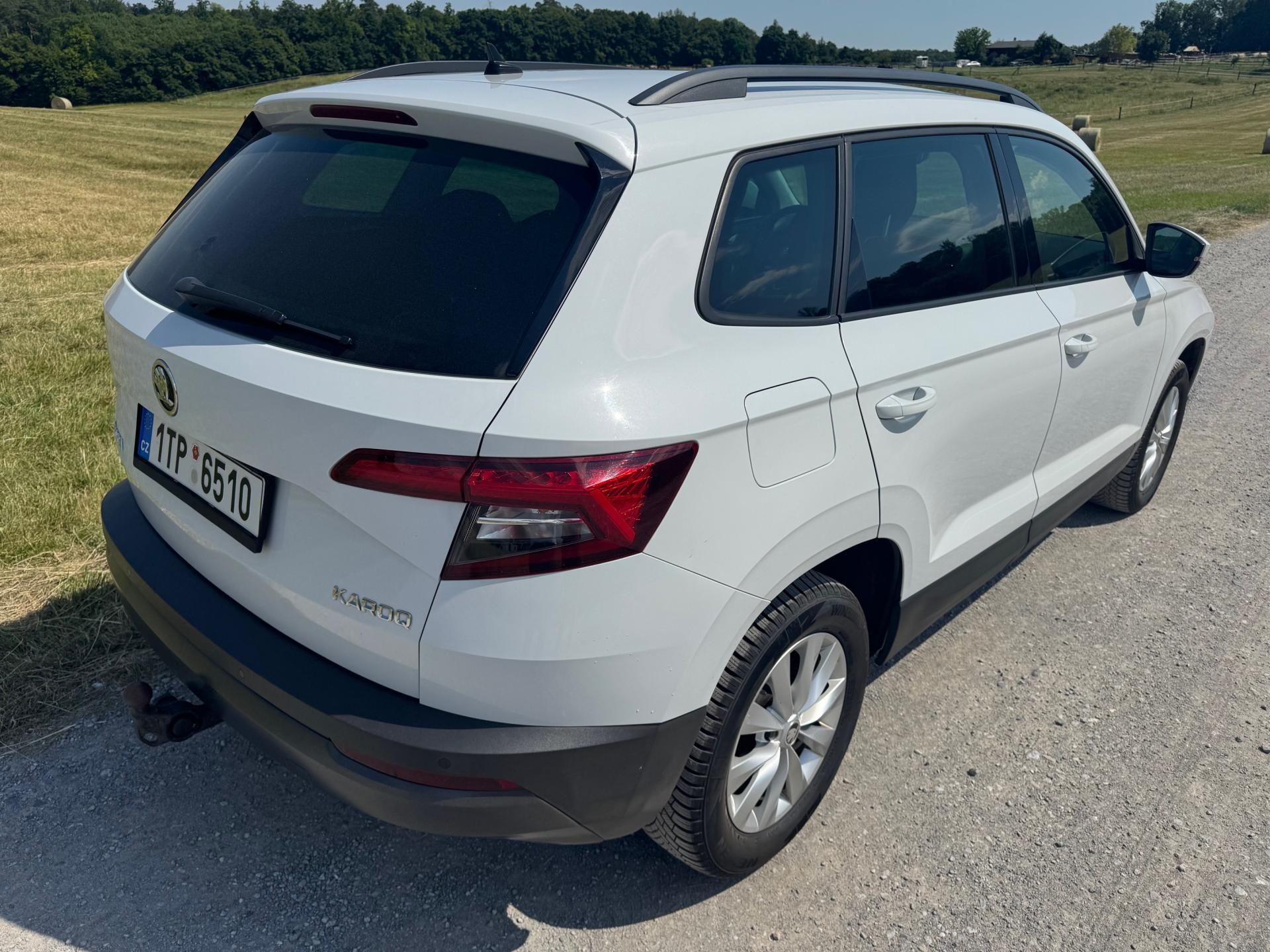 Škoda Karoq, 1.6TDI 85kW DSG AMBITION+ ACC - fotka 3