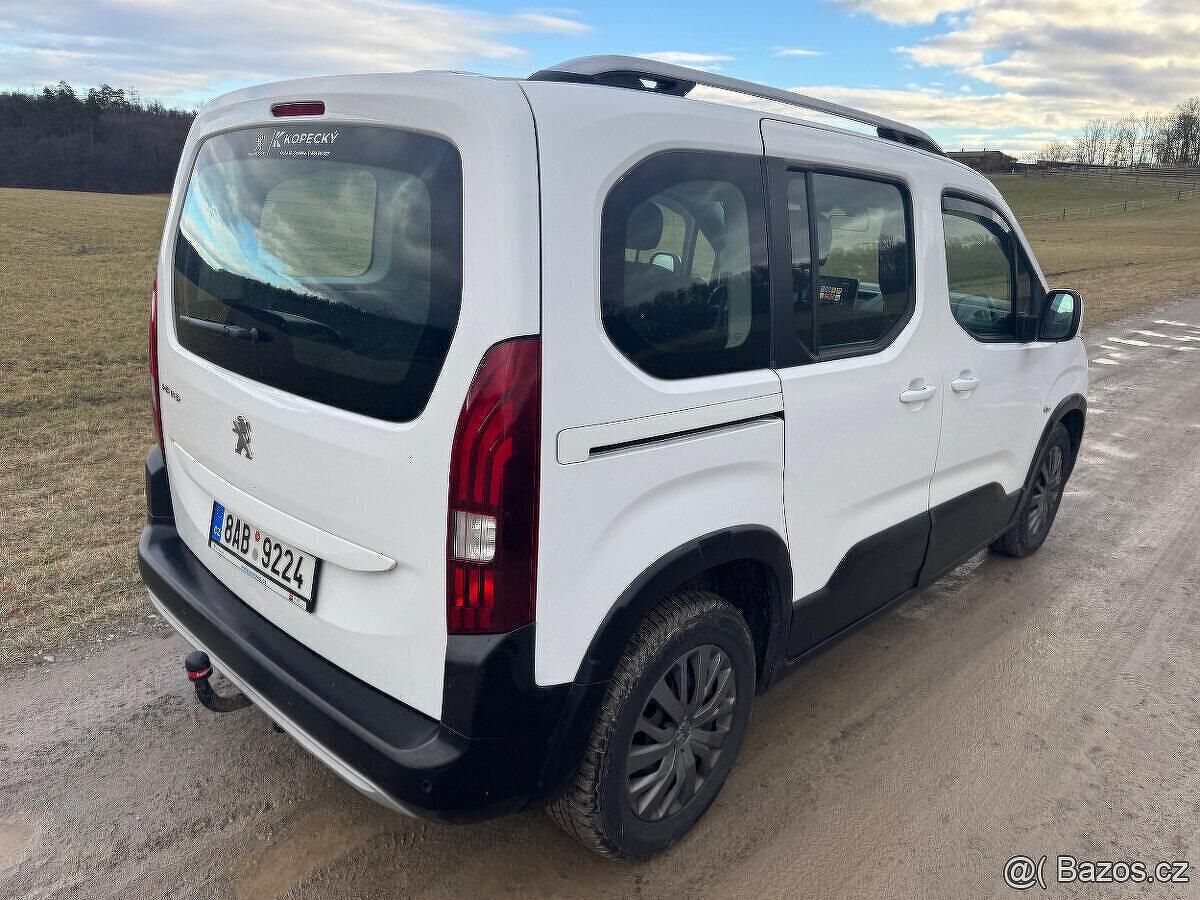 Peugeot Rifter, 1.5BlueHDI ALLURE 5 MÍST ČR - fotka 3