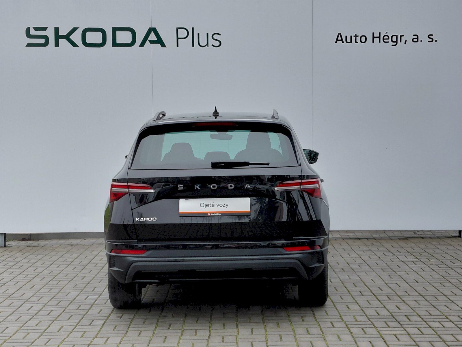 Škoda Karoq, SELECTION 1,5 TSI 110 kW - fotka 6