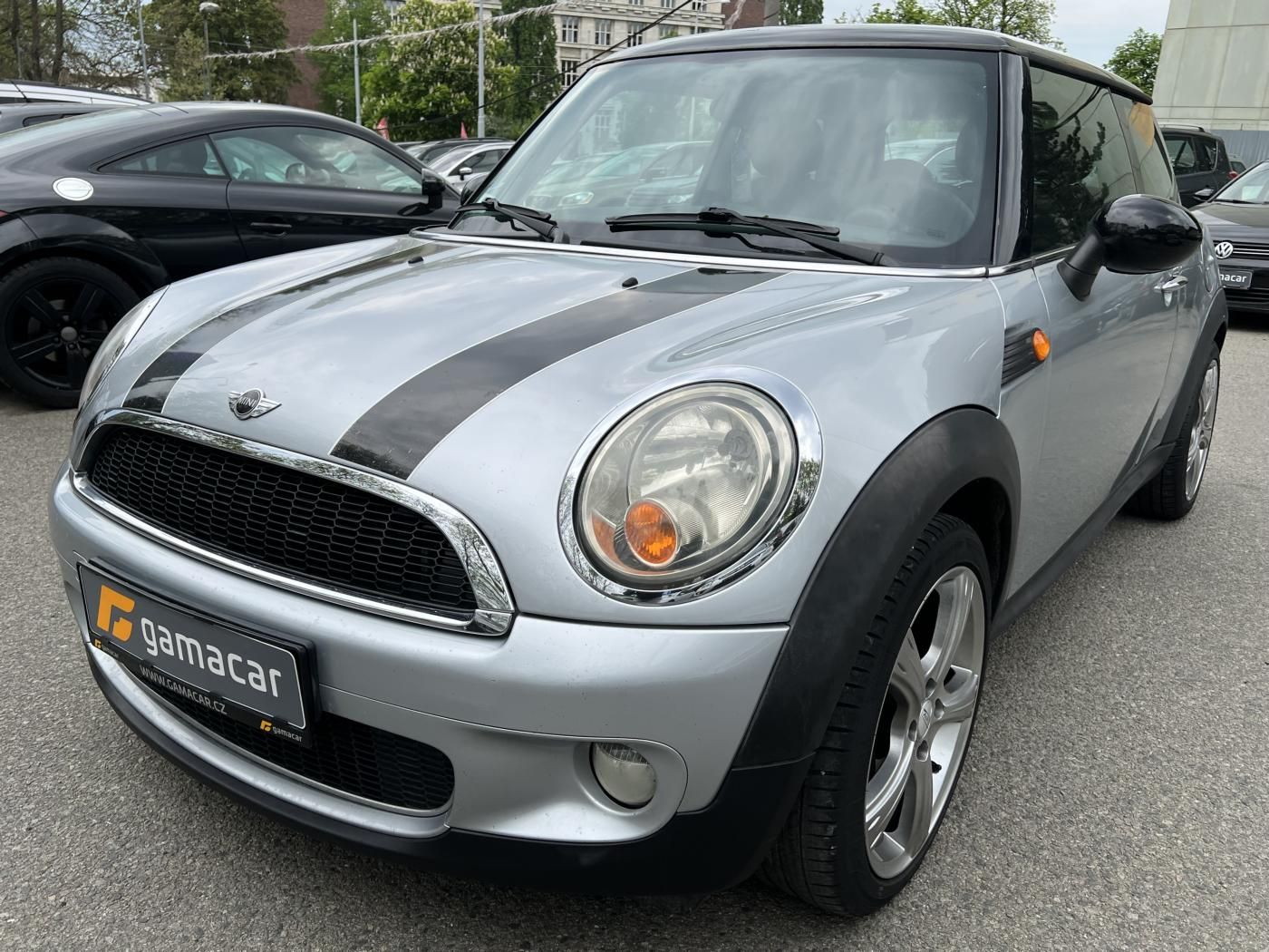 Mini Cooper, 1,6 BEZ KOROZE !! - fotka 3