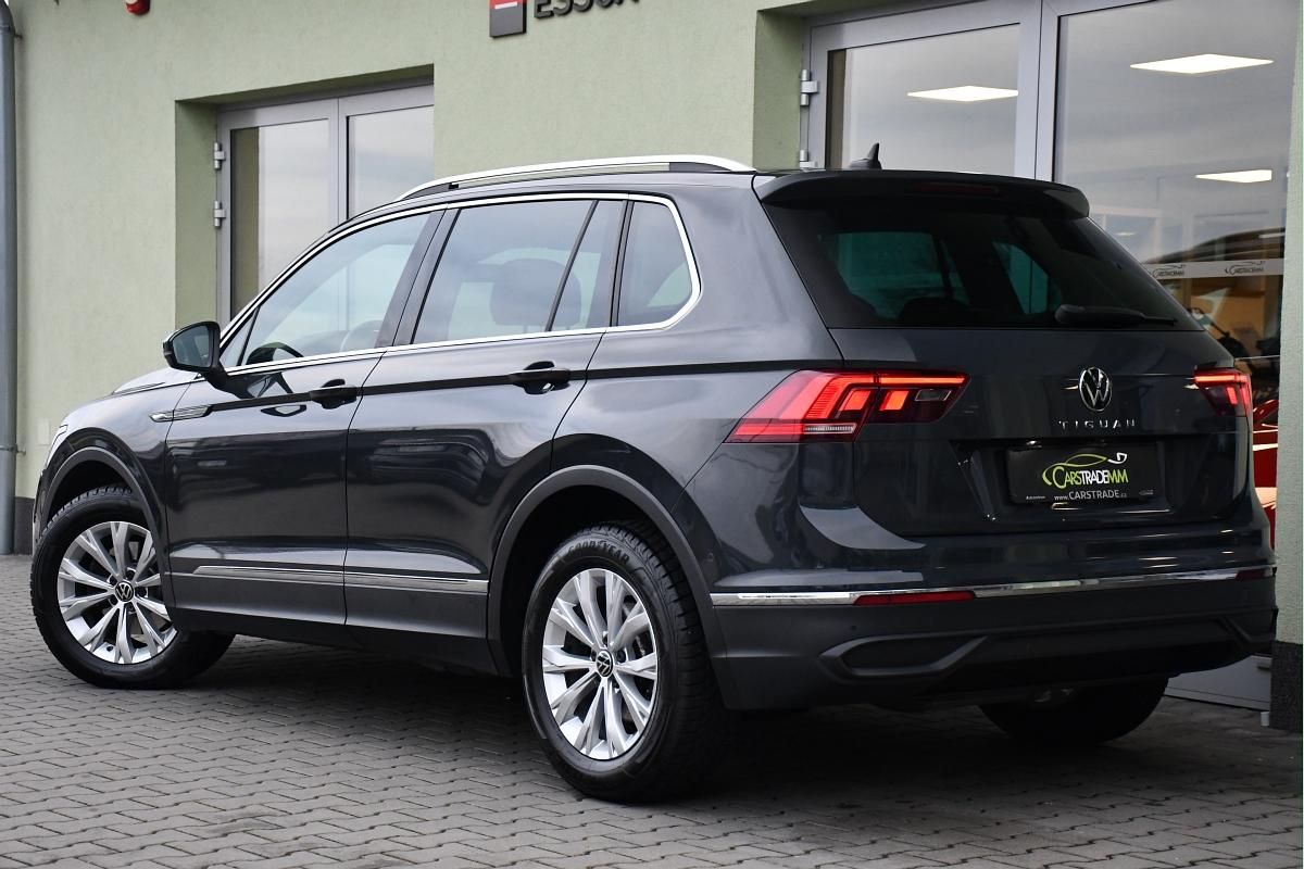 Volkswagen Tiguan, 2.0TDi DSG NAVI TAŽNÉ ČR 1.M - fotka 3