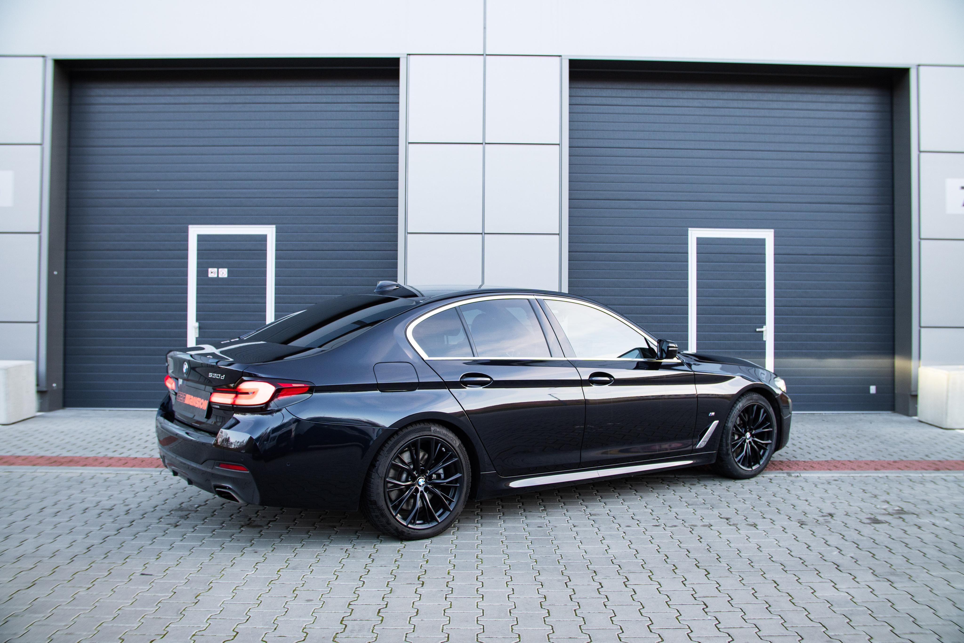 BMW Řada 5, 530d xDrive-M sport/LED/Dakota - fotka 6