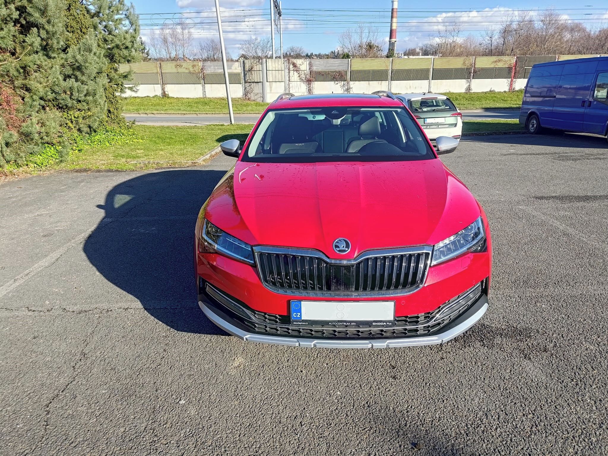 Škoda Superb, 2,0 TSI 206kW Scout WEBASTO - fotka 2