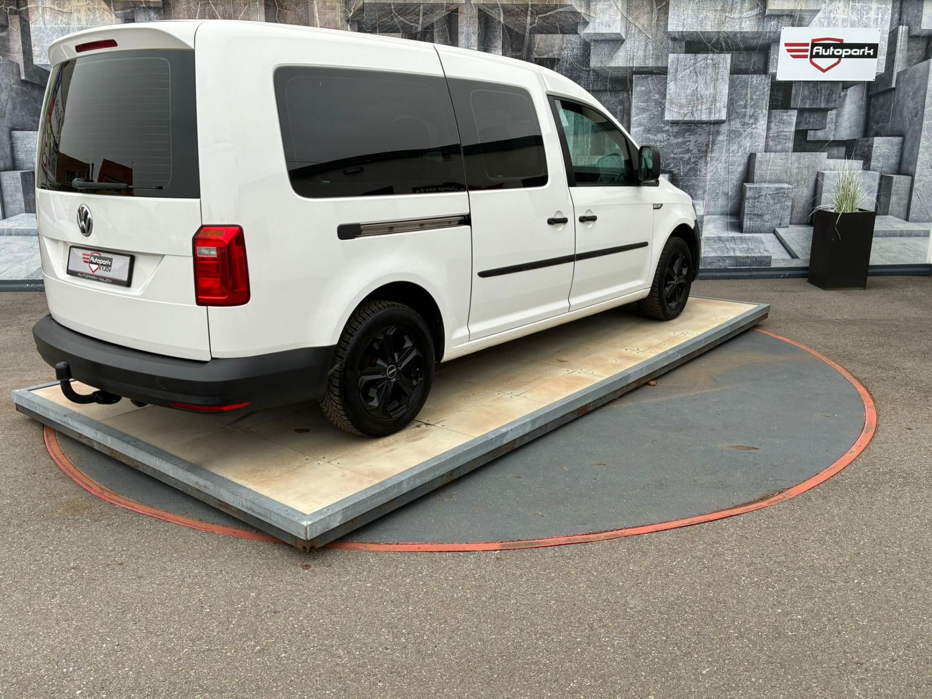 Volkswagen Caddy, MAXI, 2.0TDi, 75KW, 7 MÍST - fotka 6