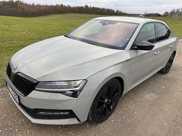 2.0TDI SPORTLINE ACC NAVI ČR
