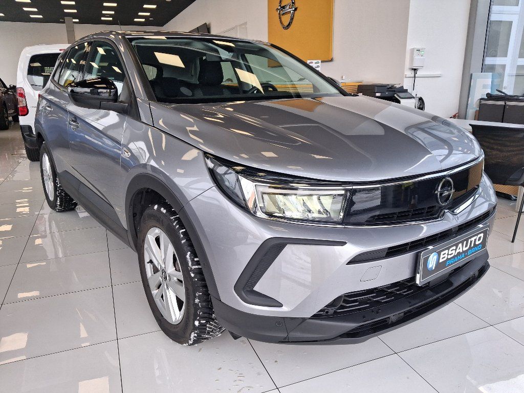 Opel Grandland, 1.2T 96kW 2022 - fotka 3