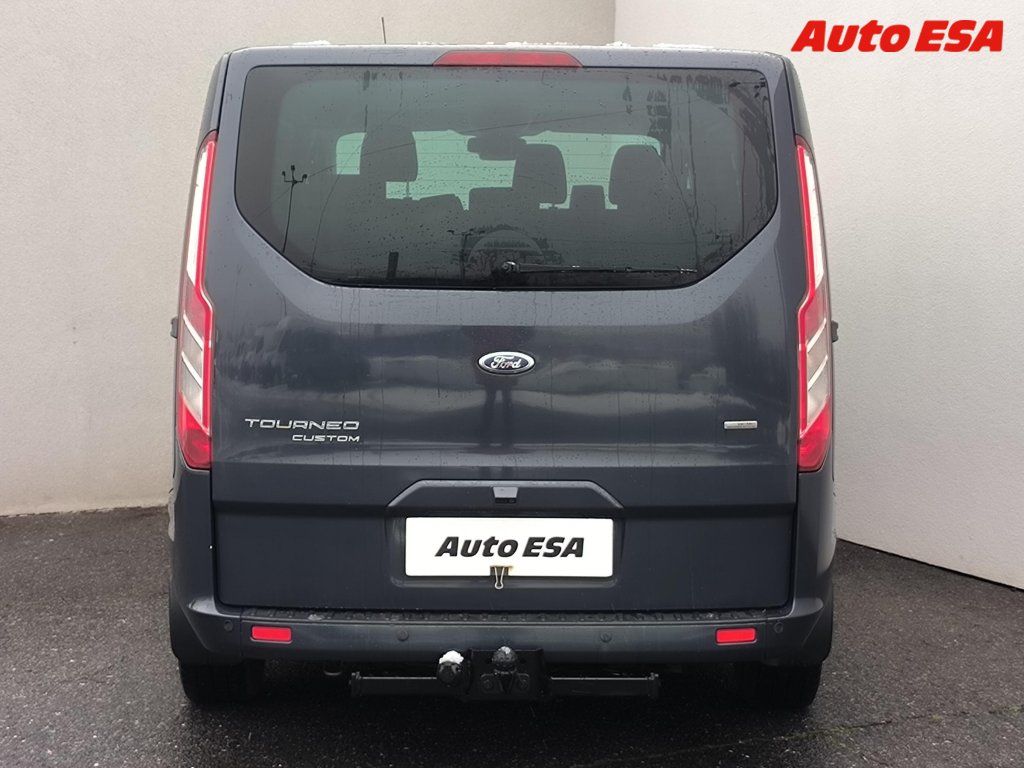 Ford Tourneo Custom, 2.2TDCi,Titanium,TZ,navi - fotka 5
