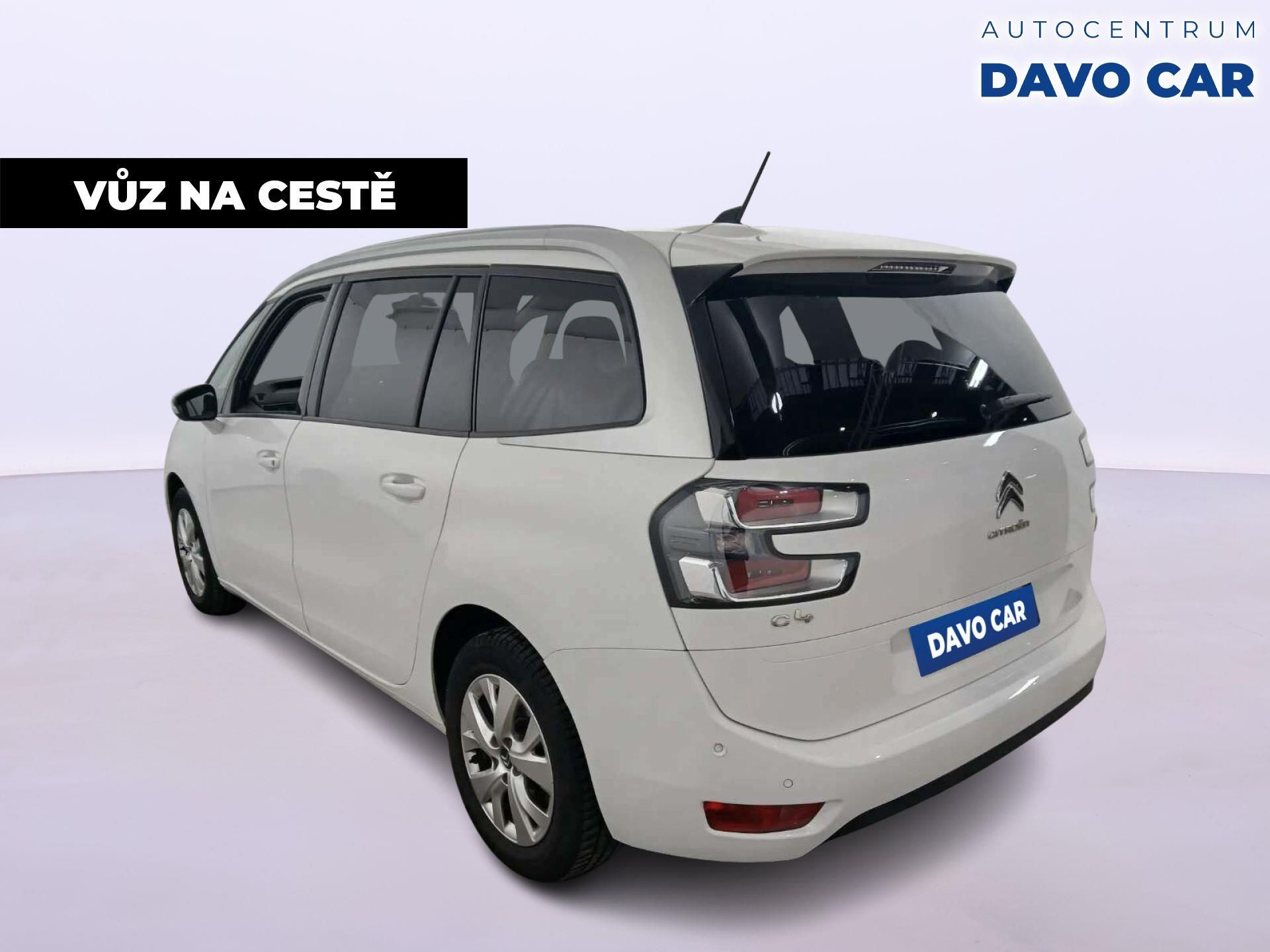 Citroën Grand C4 Picasso, 1,2 PT 96kW Selection 1.Maj - fotka 2