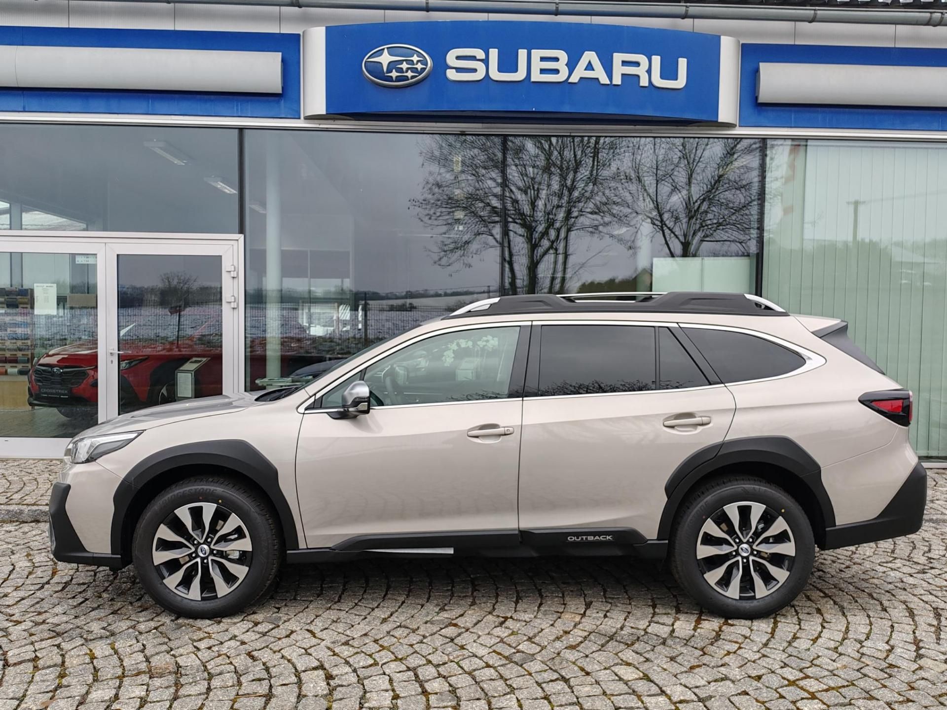 Subaru Outback, 2,5 Touring 4x4 - fotka 4