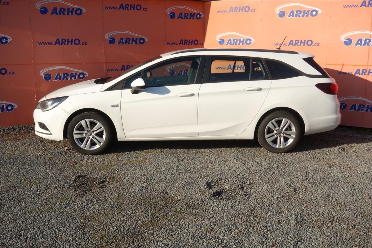 Opel Astra, 1,6 CDTi 81KW, ČR, 1 MAJITEL. - fotka 4