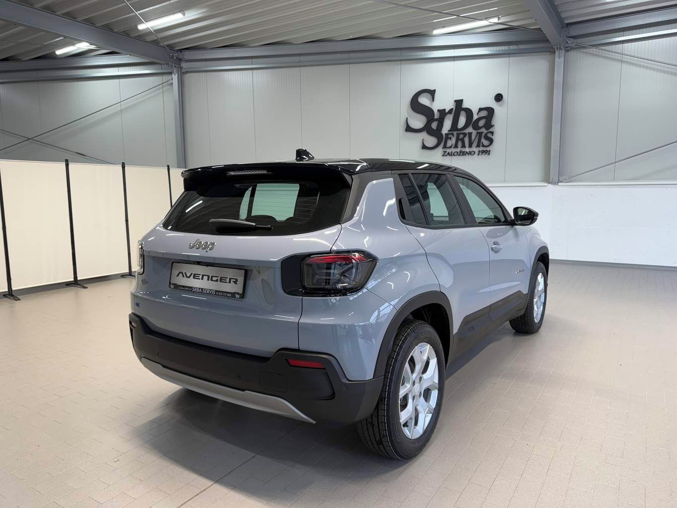 Jeep Avenger, Electric - Altitude 54kWh 156k - fotka 4