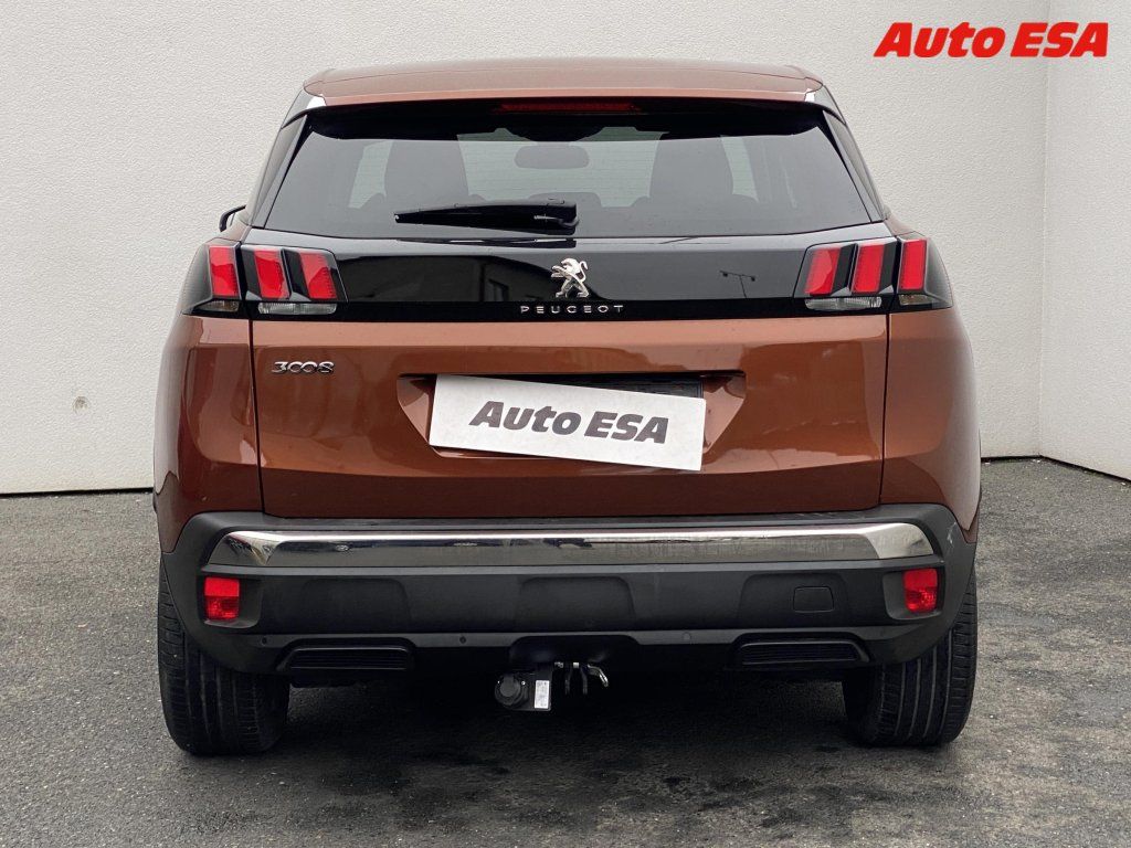 Peugeot 3008, 1.2PT,Allure,AT,navi - fotka 5