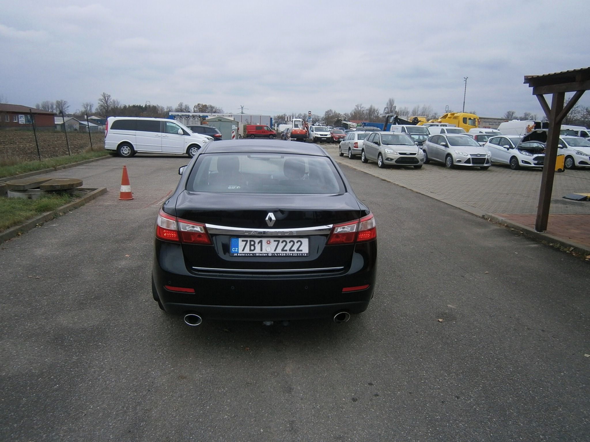 Renault Latitude, 2,0dCi, 127kW, Initiale - fotka 5