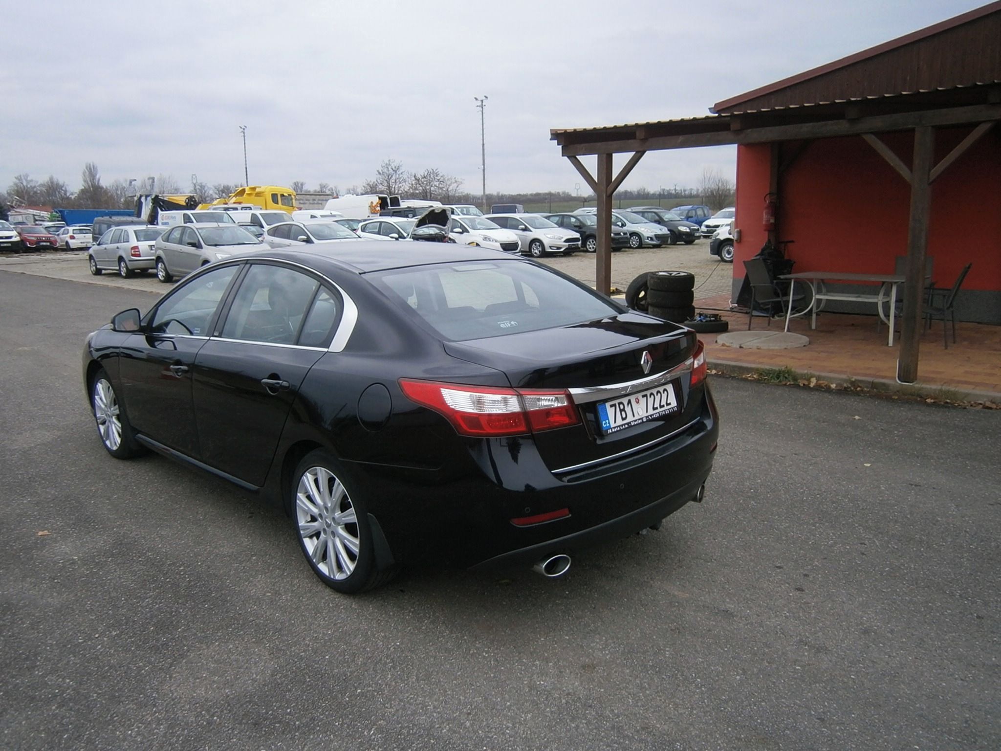 Renault Latitude, 2,0dCi, 127kW, Initiale - fotka 6